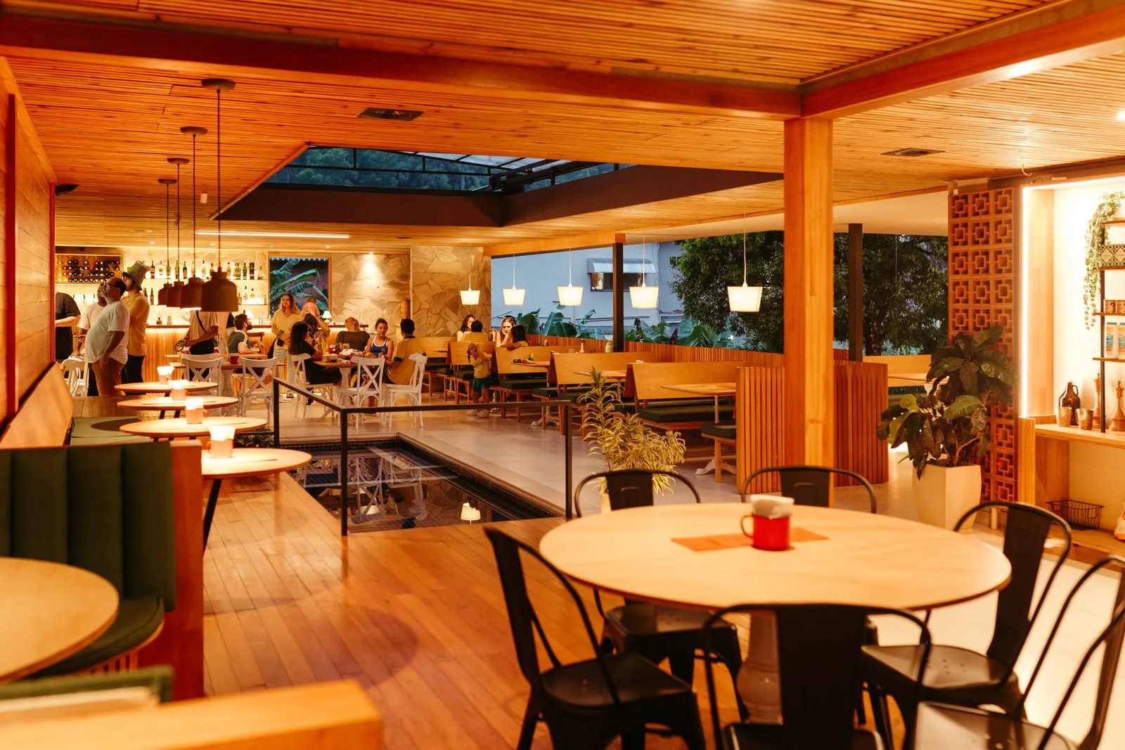 Interior of a casual sit-down restaurant dining room